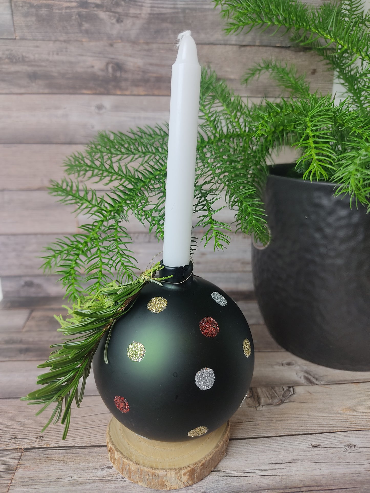Kerzenhalter aus Christbaum
